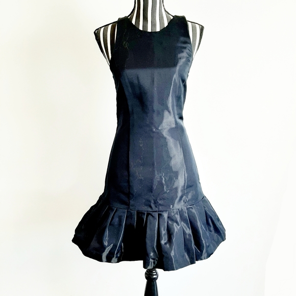 Veronika Maine Dresses & Skirts - VERONIKA MAINE dress, size 6